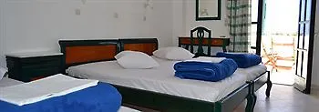Hotel Memento Perissa (Santorini)